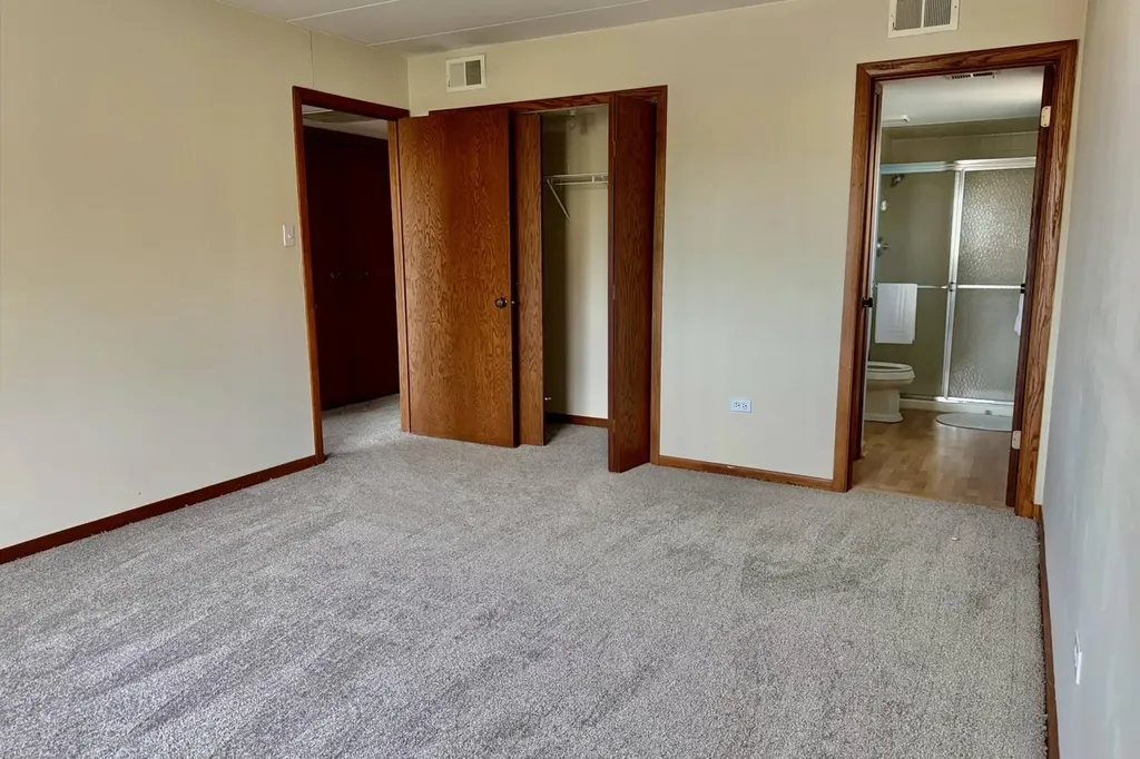 7448 West 153rd Street Orland Park IL 60462