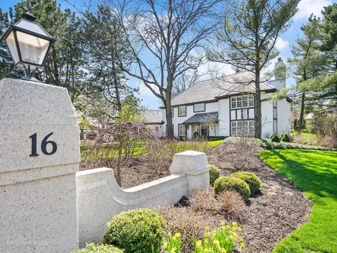 1604 Burr Ridge Club Burr Ridge IL 60527