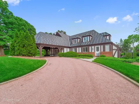 1604 Burr Ridge Club Burr Ridge IL 60527