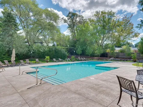 1604 Burr Ridge Club Burr Ridge IL 60527
