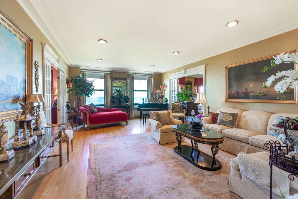 3730 North Lake Shore Drive Chicago IL 60613