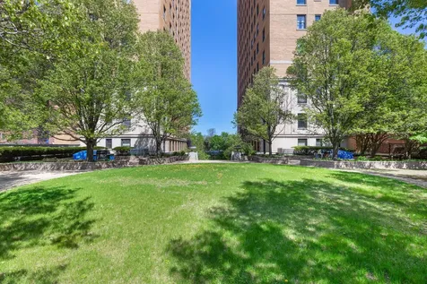 3730 North Lake Shore Drive Chicago IL 60613
