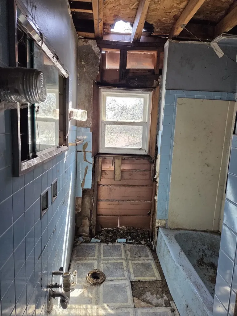10511 South Yates Avenue Chicago IL 60617
