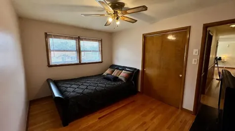 539 East 169th Street South Holland IL 60473
