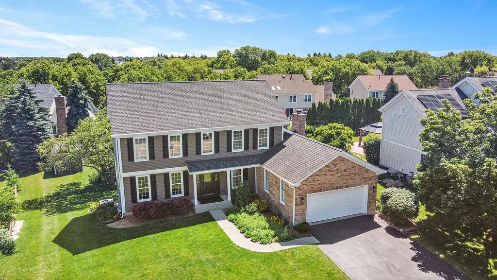 17325 West Westwind Drive Gurnee IL 60031