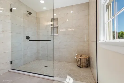 17325 West Westwind Drive Gurnee IL 60031