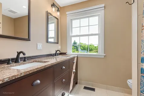 17325 West Westwind Drive Gurnee IL 60031