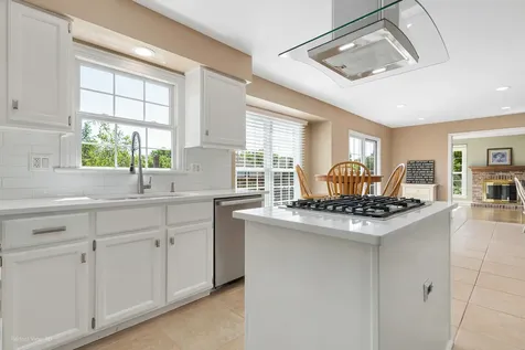 17325 West Westwind Drive Gurnee IL 60031