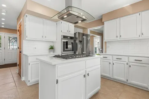 17325 West Westwind Drive Gurnee IL 60031