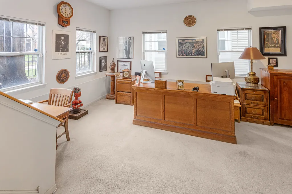 4922 South Cornell Avenue Chicago IL 60615