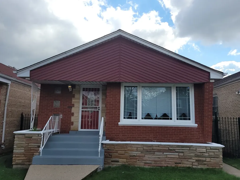 10755 South Vernon Avenue Chicago IL 60628