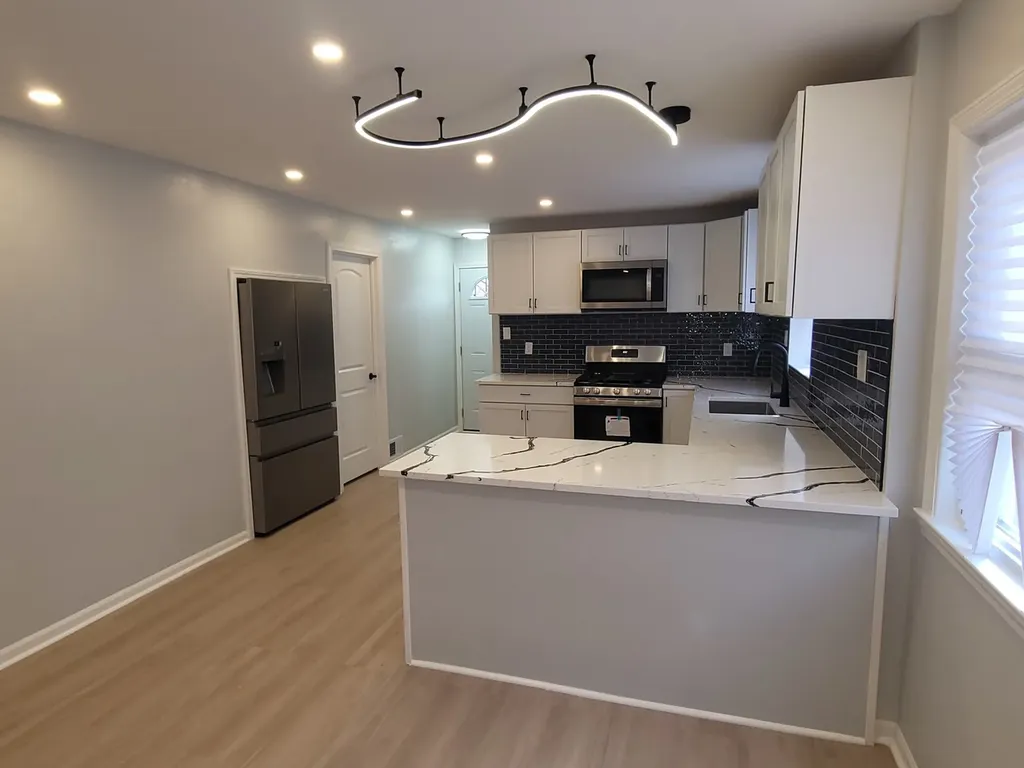 10755 South Vernon Avenue Chicago IL 60628