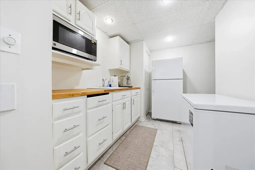 334 East Mckenna Court Elmhurst IL 60126
