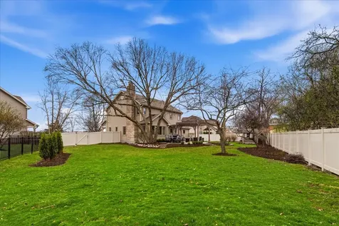 334 East Mckenna Court Elmhurst IL 60126