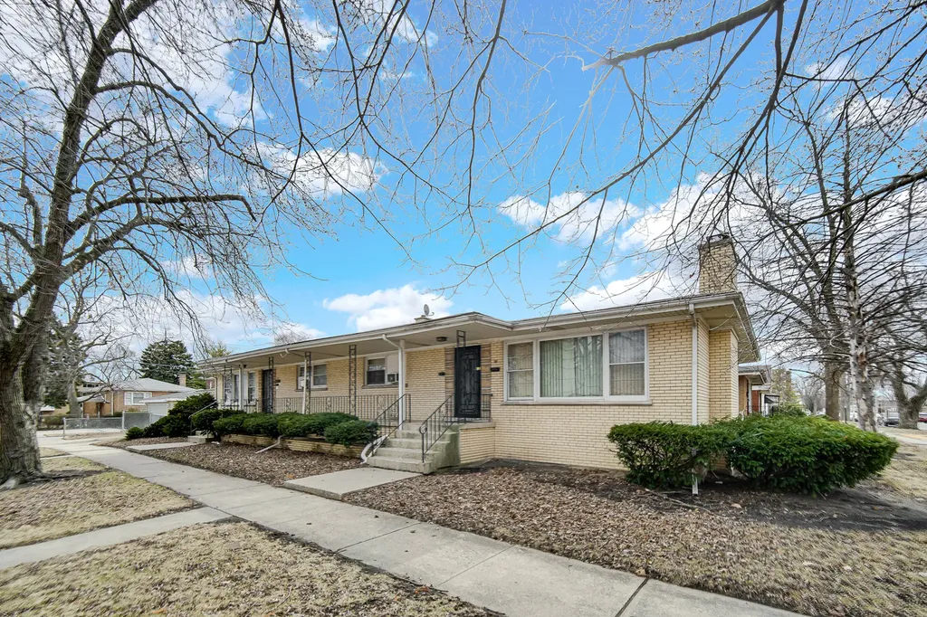 13701 South School Street Riverdale IL 60827
