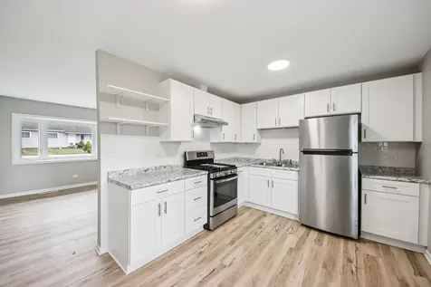 65 Della Street Crystal Lake IL 60014