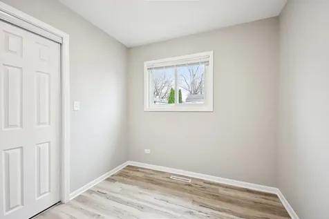 65 Della Street Crystal Lake IL 60014