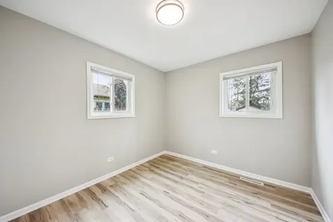 65 Della Street Crystal Lake IL 60014