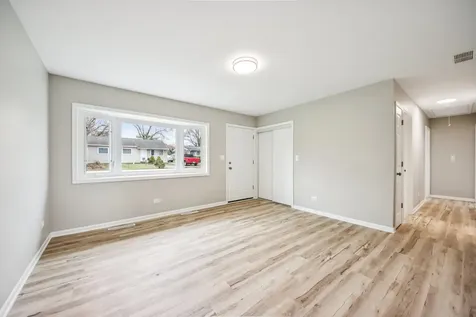 65 Della Street Crystal Lake IL 60014