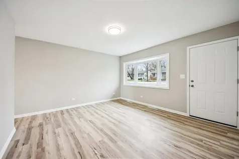 65 Della Street Crystal Lake IL 60014