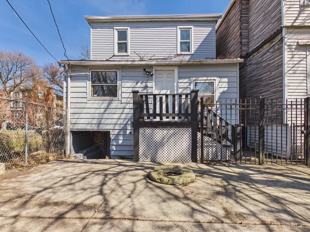 7122 South Champlain Avenue Chicago IL 60619