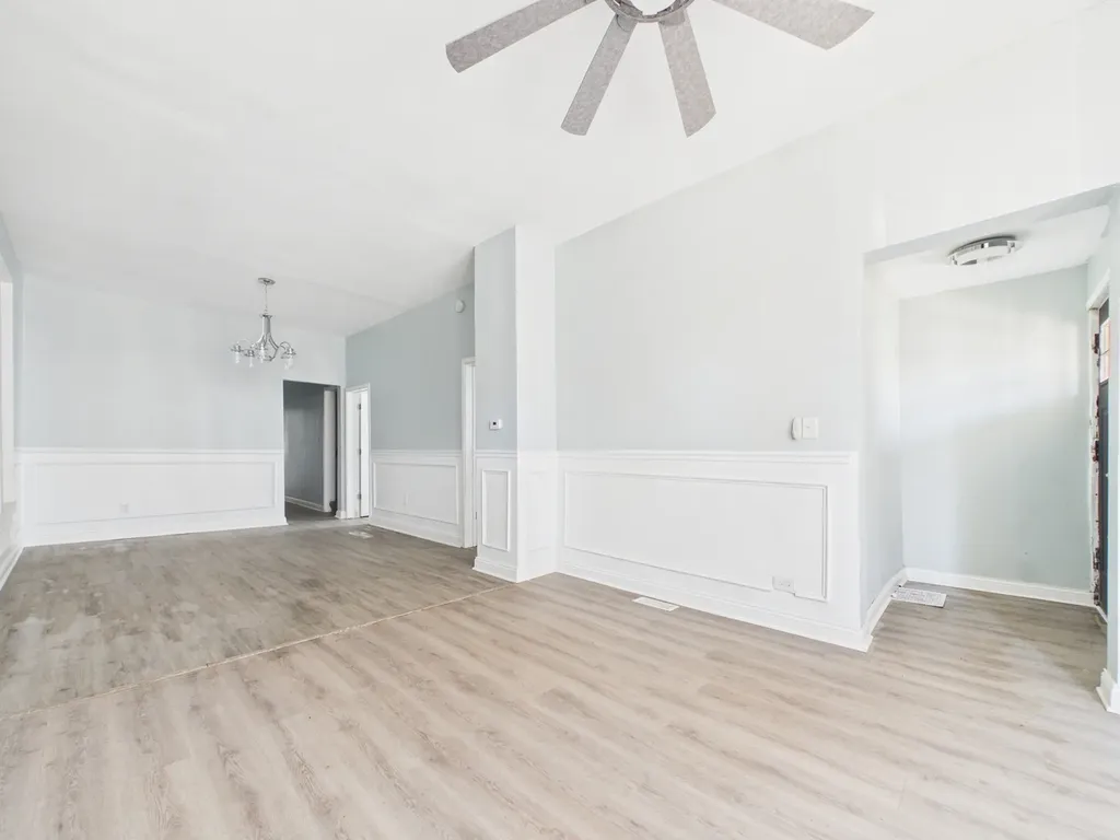 7122 South Champlain Avenue Chicago IL 60619