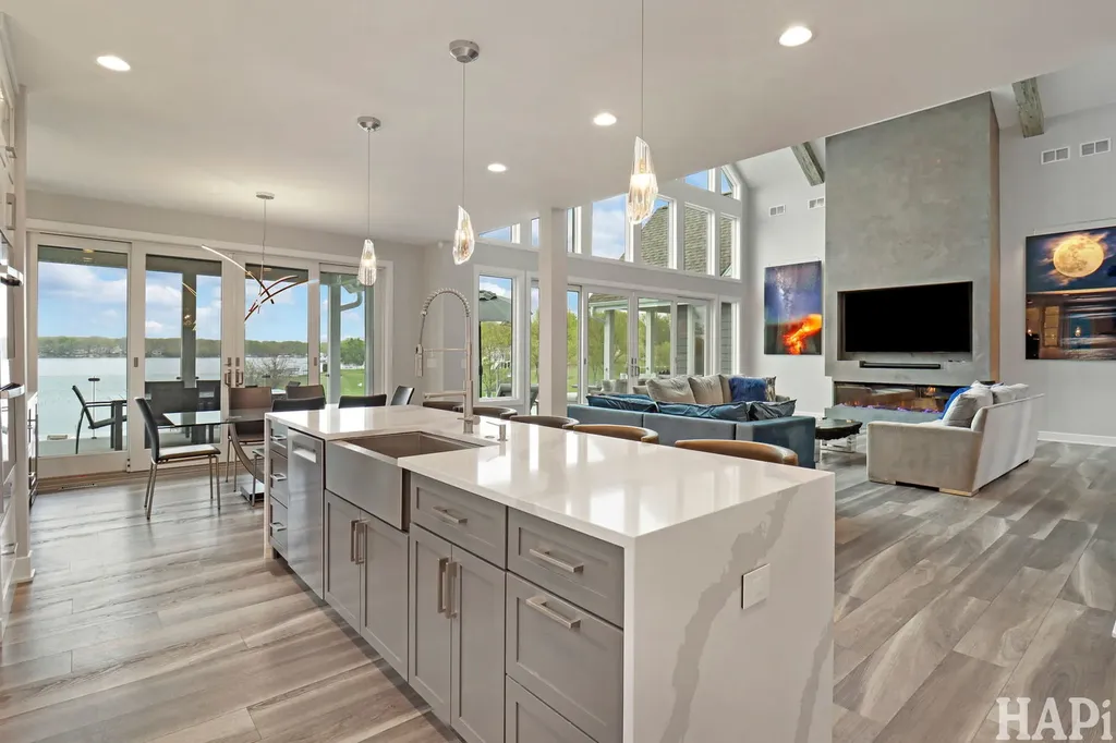 40561 North North Newport Drive Antioch IL 60002