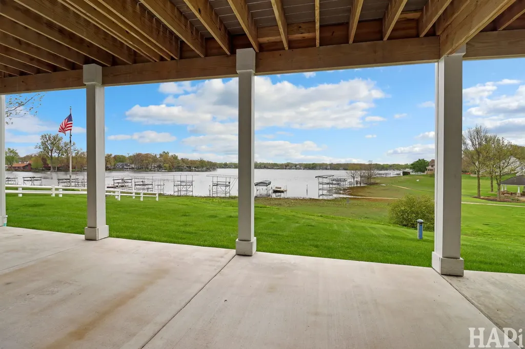 40561 North North Newport Drive Antioch IL 60002