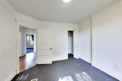 7041 South Eberhart Avenue Chicago IL 60637