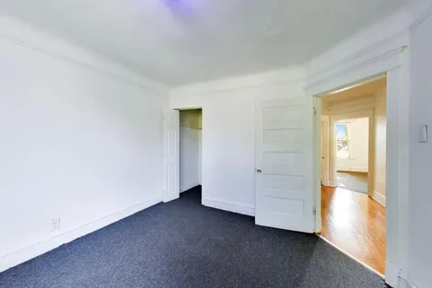 7041 South Eberhart Avenue Chicago IL 60637