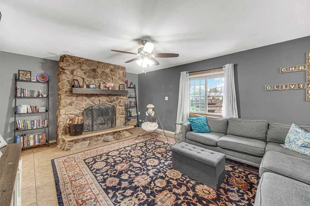 16129 South Harmony Drive Plainfield IL 60544