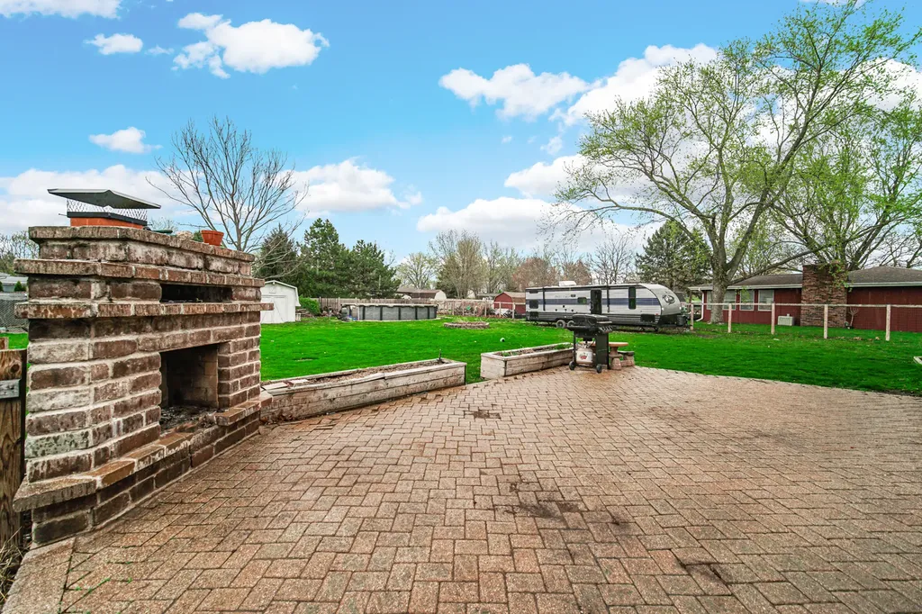 16129 South Harmony Drive Plainfield IL 60544