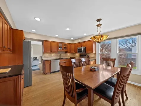 405 Caren Drive Buffalo Grove IL 60089