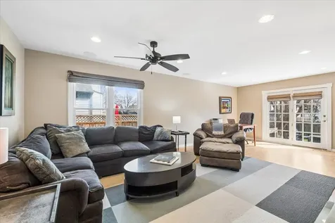 405 Caren Drive Buffalo Grove IL 60089