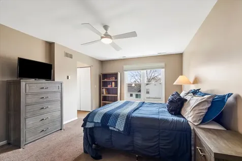 405 Caren Drive Buffalo Grove IL 60089