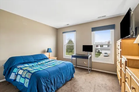 405 Caren Drive Buffalo Grove IL 60089