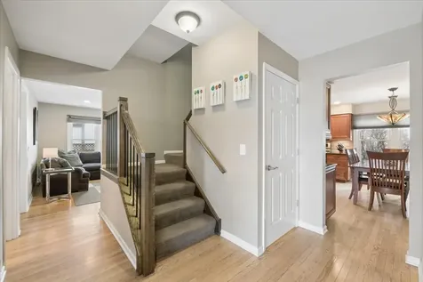 405 Caren Drive Buffalo Grove IL 60089