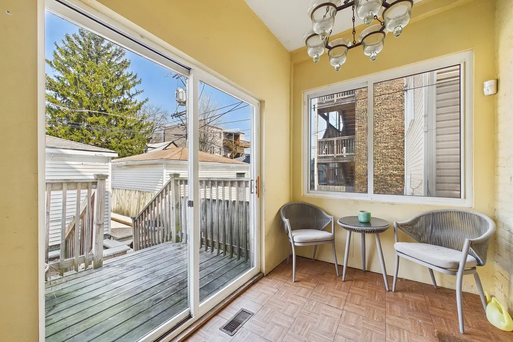 2330 West Palmer Street Chicago IL 60647