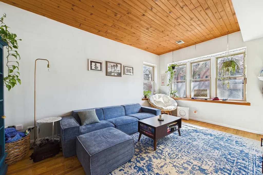 2330 West Palmer Street Chicago IL 60647