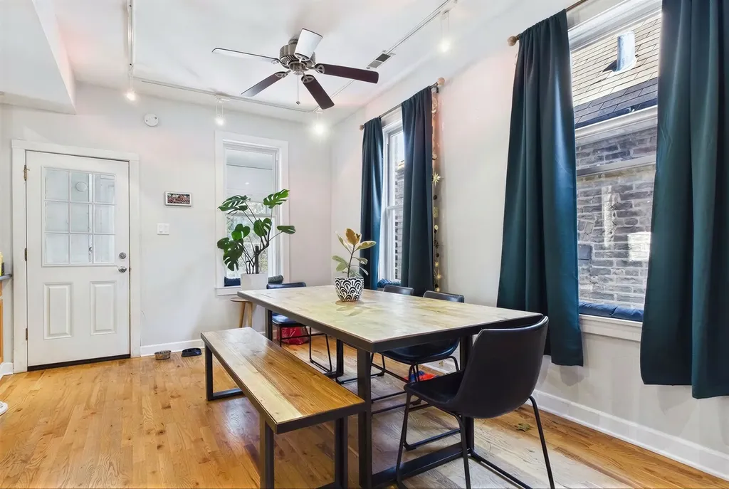 2330 West Palmer Street Chicago IL 60647