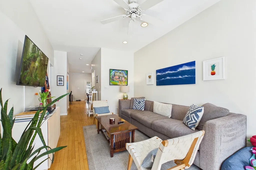 2330 West Palmer Street Chicago IL 60647