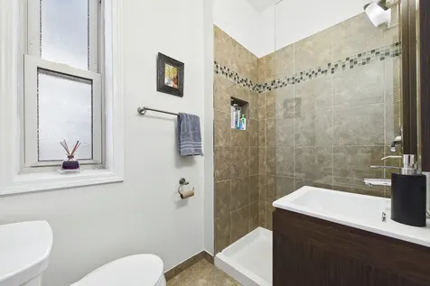 2330 West Palmer Street Chicago IL 60647