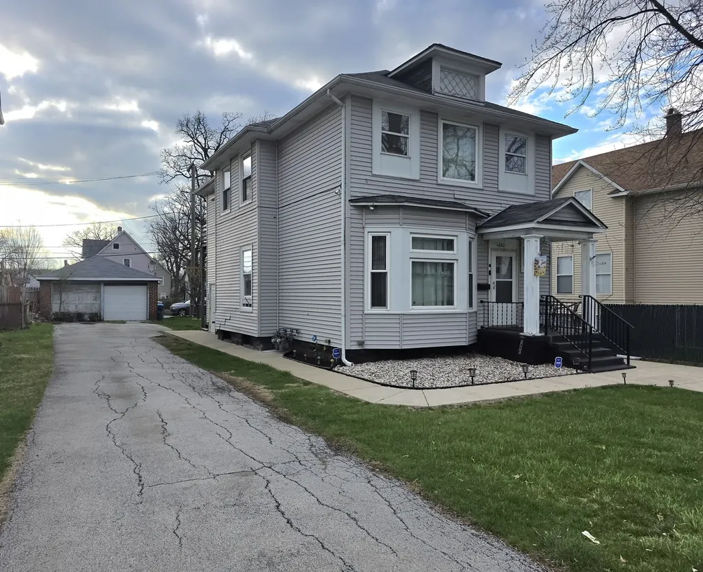 1660 Aberdeen Street Chicago Heights IL 60411