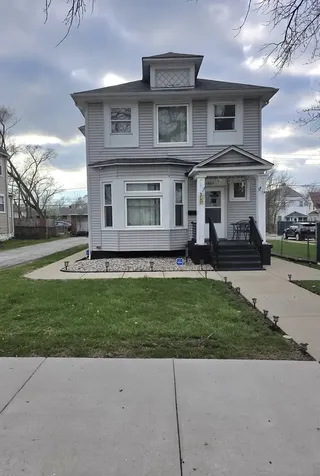 1660 Aberdeen Street Chicago Heights IL 60411