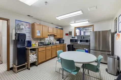 999 Confidential Glendale Heights IL 60139