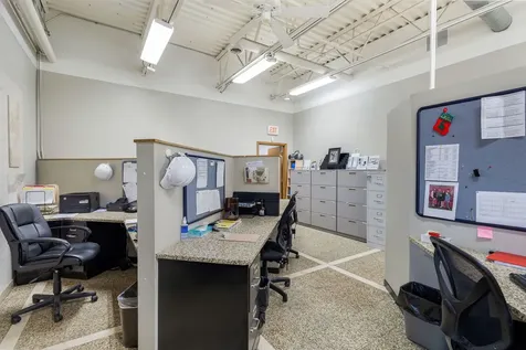 999 Confidential Glendale Heights IL 60139
