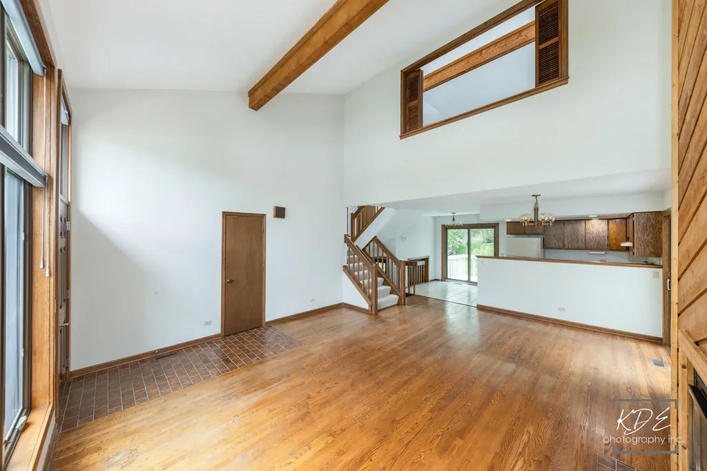 1213 Yorkshire Drive Naperville IL 60563