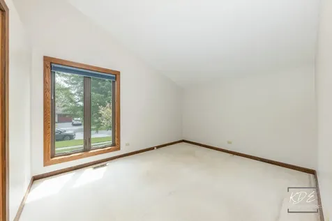 1213 Yorkshire Drive Naperville IL 60563