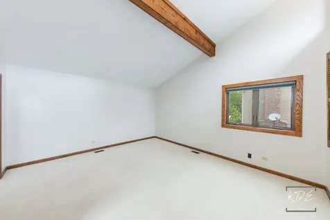 1213 Yorkshire Drive Naperville IL 60563