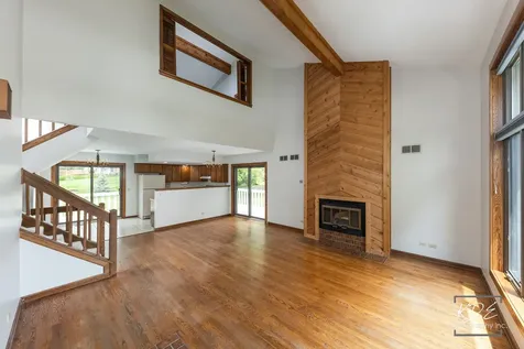 1213 Yorkshire Drive Naperville IL 60563